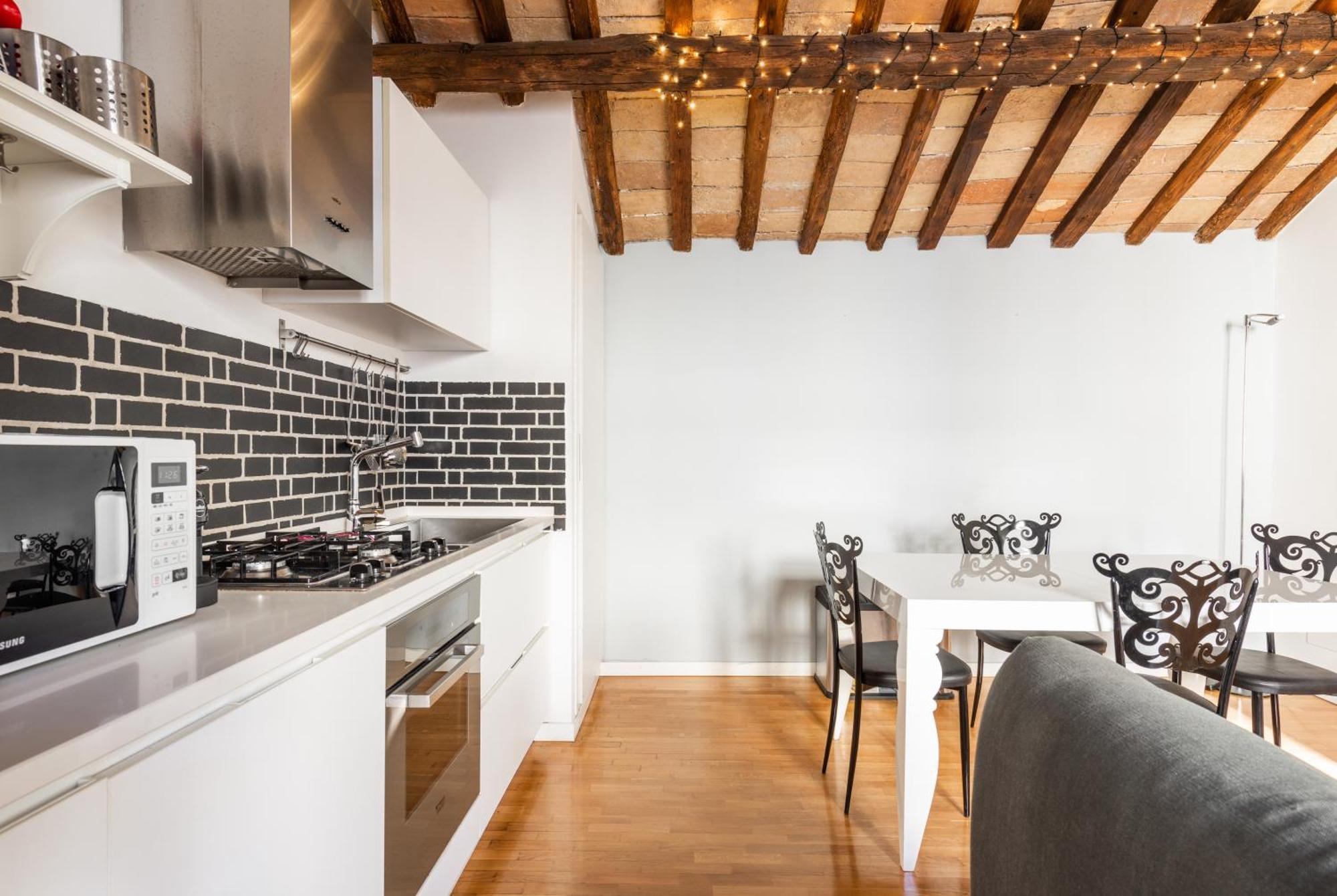 Pavone Centre Romantic Apartment Exterior photo